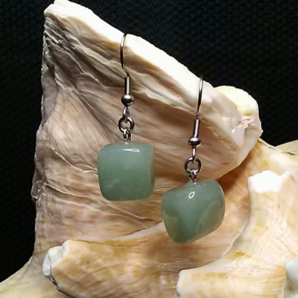 5/$25 Aventurine Earrings